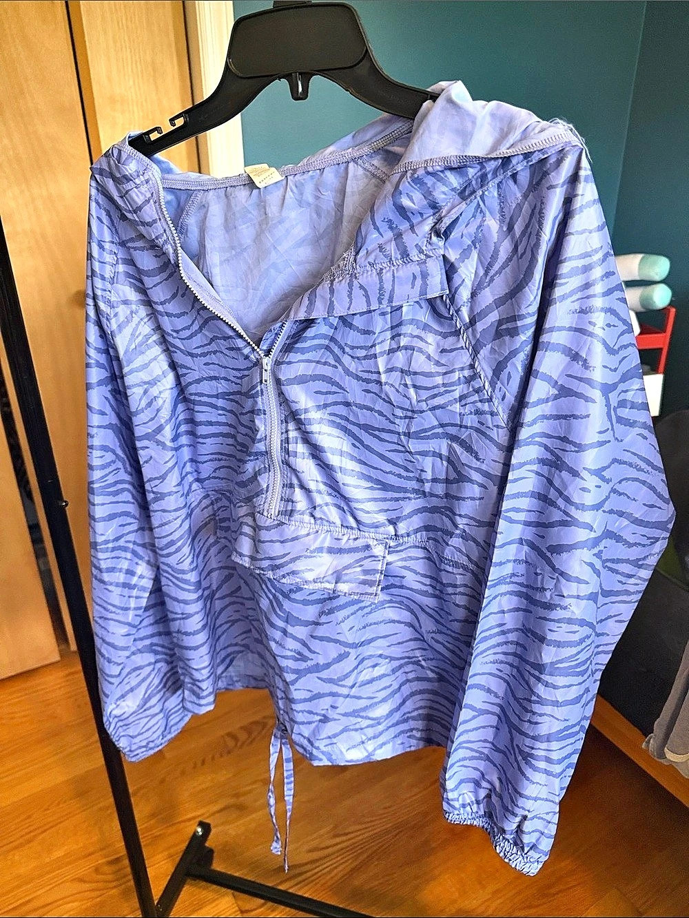 Women's Animal Print Hooded Jacket Size Large